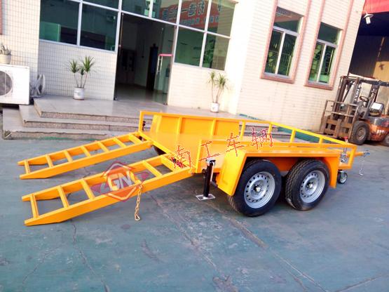 轻型平板车 2.5吨ATV乐动登陆入口 带爬梯