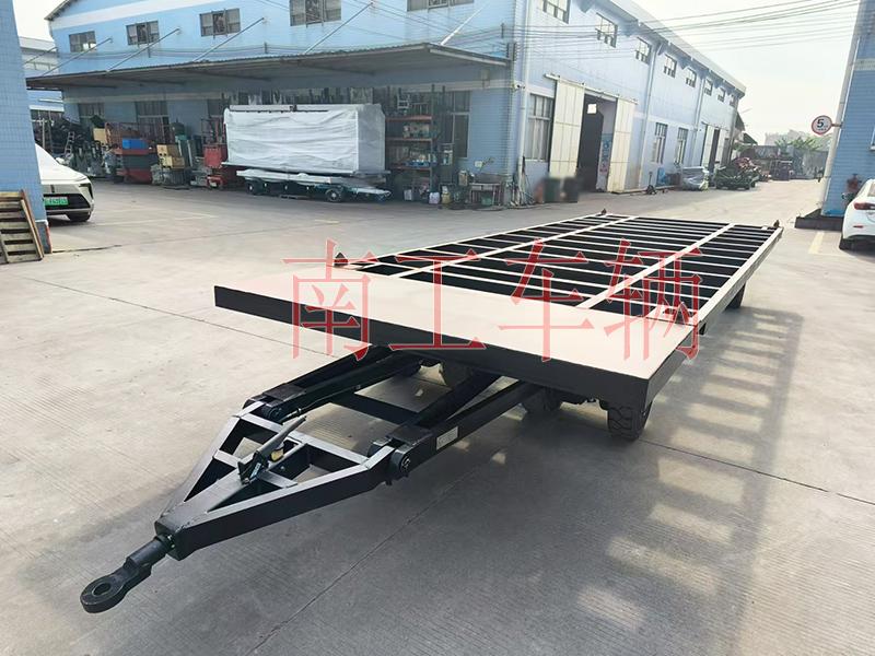 12吨骨架式乐动登陆入口 带角锁刹车全挂车