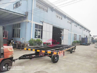 8吨无动力牵引骨架乐动登陆入口带护栏3I.jpg