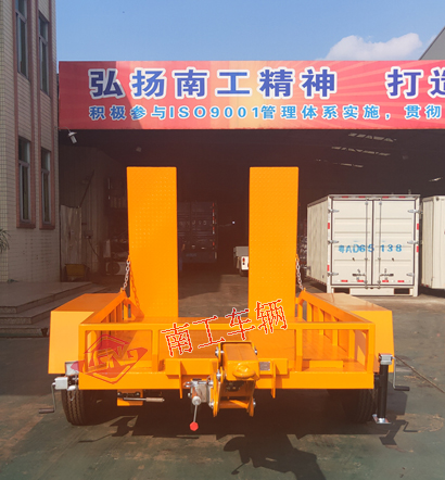 3吨ATV乐动登陆入口 小轿车拖车5I.jpg