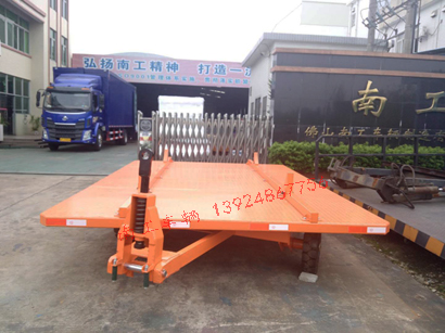 5吨可拆卸式轨道乐动登陆入口I.jpg