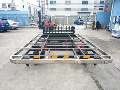 4吨乐动登陆入口带箱体铝花纹板3I.jpg