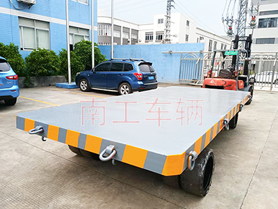 25吨重型乐动登陆入口带牵引环工具拖车1I.jpg