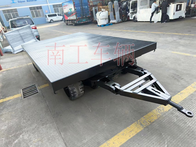 30吨重型乐动登陆入口 环保实心轮胎4I.jpg