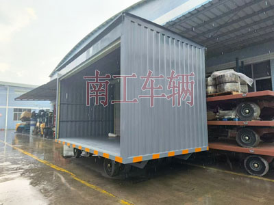 10吨箱式乐动登陆入口两侧带卷帘门1I.jpg