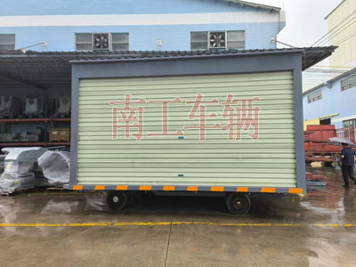10吨箱式乐动登陆入口两侧带卷帘门3I.jpg