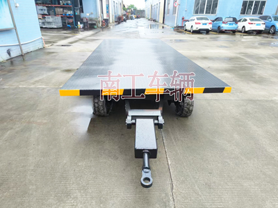 6吨牵引乐动登陆入口 工业全挂拖车2I.jpg