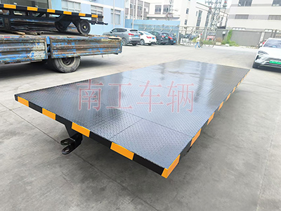 5吨全挂式乐动登陆入口 移动拖车底盘3I.jpg